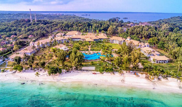 ニルワナ　リゾート　ホテル