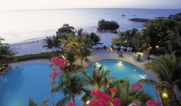 シャングリラ　マクタン　リゾート　アンド　スパ