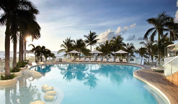 モーベンピック　ホテル　マクタン　アイランド　セブ