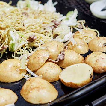 畑で採れたばかりの野菜