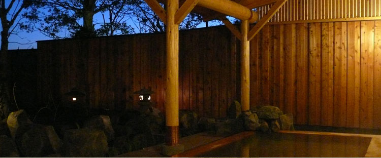 かやぶきの源泉湯宿　悠湯里庵