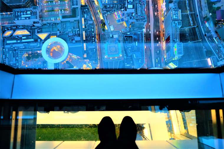 大阪 あべのハルカス 展望台ハルカス300でデート