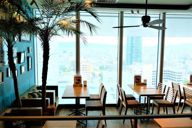 大阪 あべのハルカス ハルカスダイニング『サーフサイド キッチン』