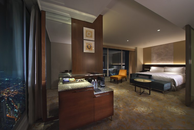 あべのハルカスで記念日デート『大阪マリオット都ホテル』コーナーキングルーム