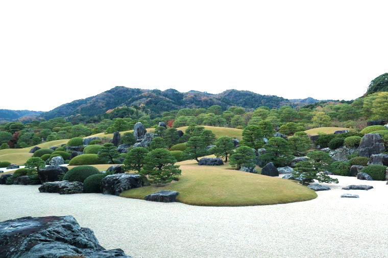 足立美術館の枯山水庭