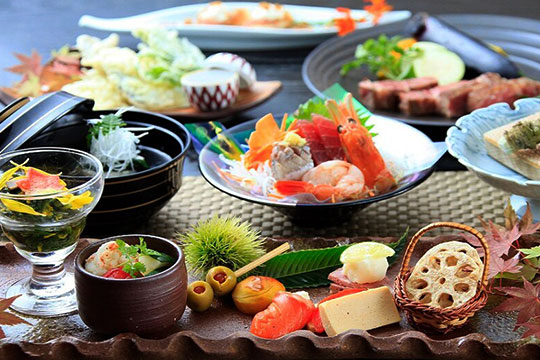 鉄板ダイニング　ゆとりろ熱海