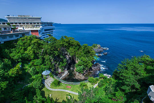 熱海温泉　ホテルニューアカオ