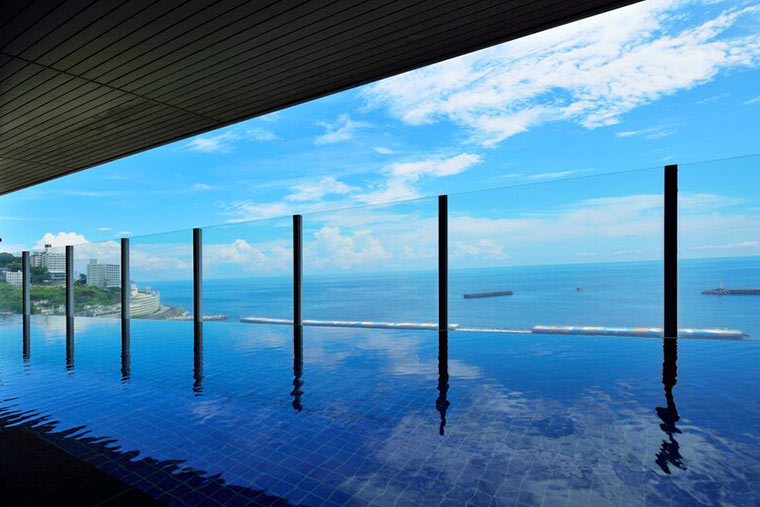 熱海温泉　ＨＯＴＥＬ　ＭＩＣＵＲＡＳ（ホテルミクラス）