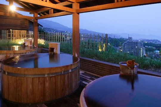 別府温泉　杉乃井ホテル