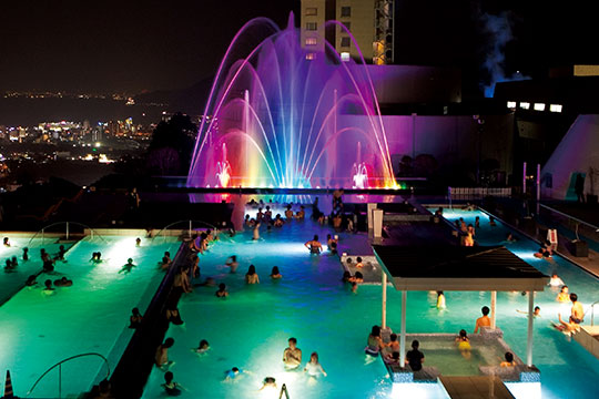 別府温泉　杉乃井ホテル