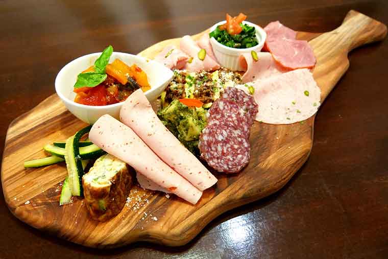 へんじんもっこ