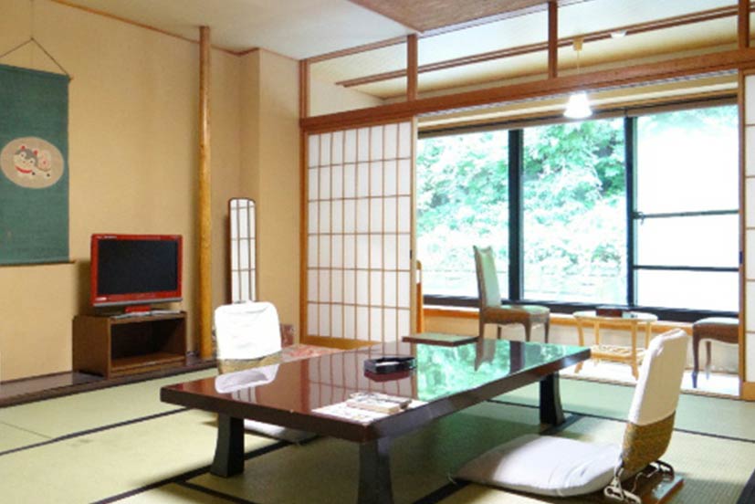 宝川温泉汪泉閣