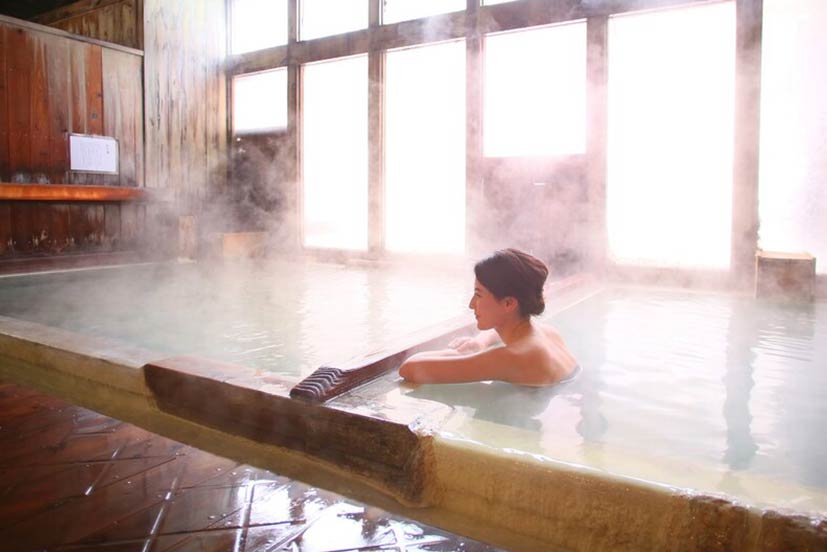 白骨の名湯　泡の湯