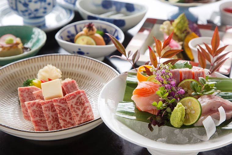 四万温泉　柏屋旅館