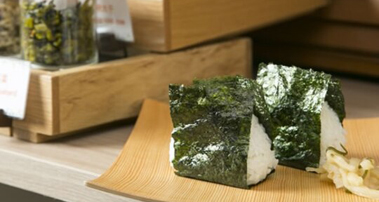 豪華カプセルホテル 安心お宿プレミア新宿駅前店