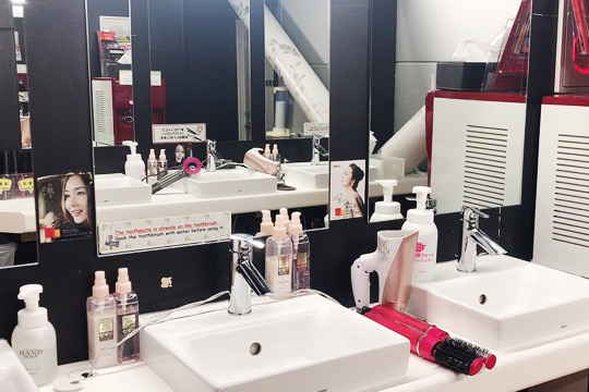 カプセルホテルトランジット新宿