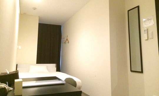 ＡＺ　ＨＯＳＴＥＬ（アズ　ホステル）