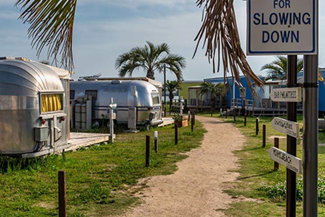 ＧＲＡＮ　ＣＡＭＰＩＮＧ　パームガーデン舞洲　ｂｙ　ＷＢＦ