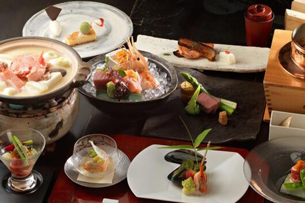 阿寒湖温泉　あかん鶴雅別荘鄙の座