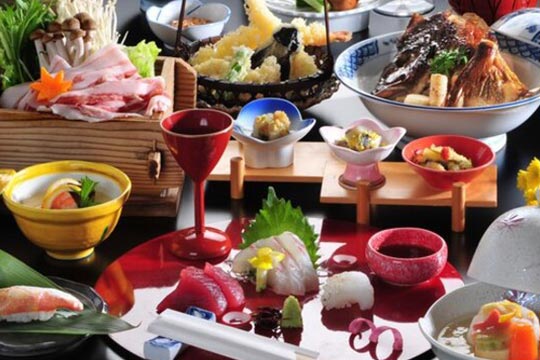 白浜温泉　ホテル三楽荘