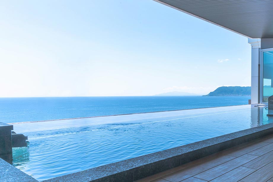 函館湯の川温泉　海と灯／ヒューイットリゾート