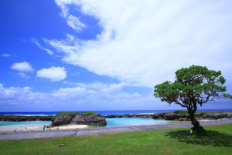 スギラビーチ（中里海水浴場）