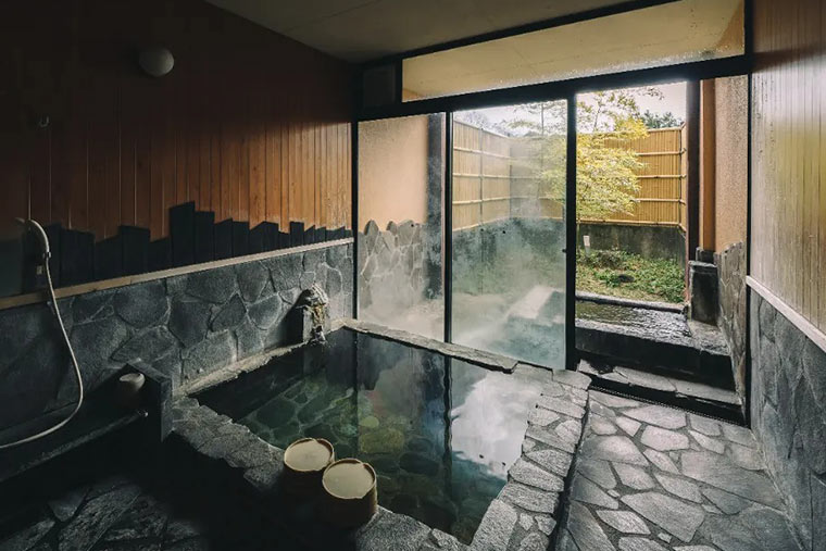 植木温泉　和風旅館　鷹の家