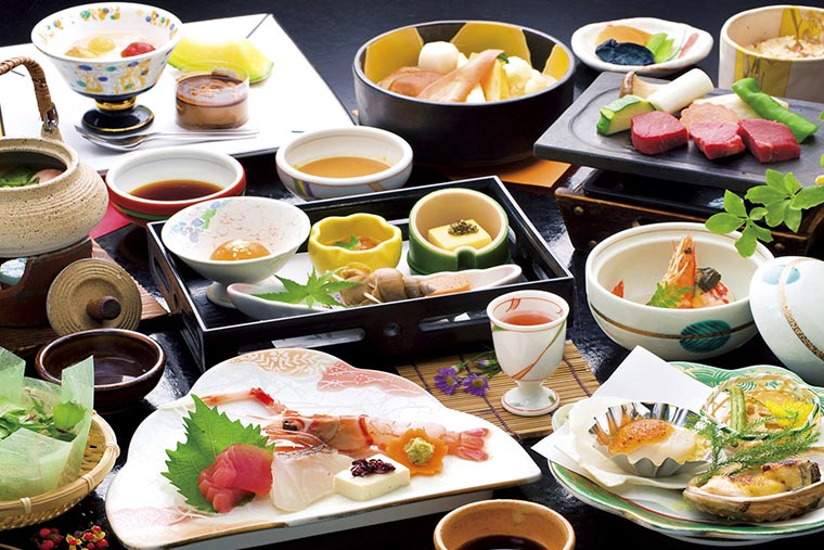 富士河口湖温泉　若草の宿　丸栄