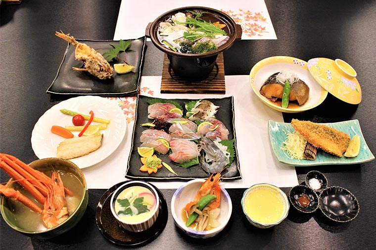 源泉100％かけ流しの宿　強羅茶寮