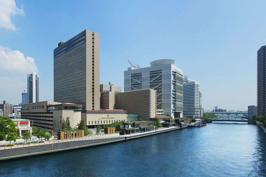 「リーガロイヤルホテル」外観