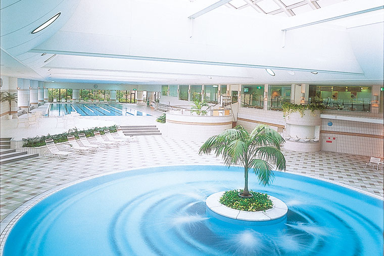 「リーガロイヤルホテル」ロイヤルスイミングクラブ