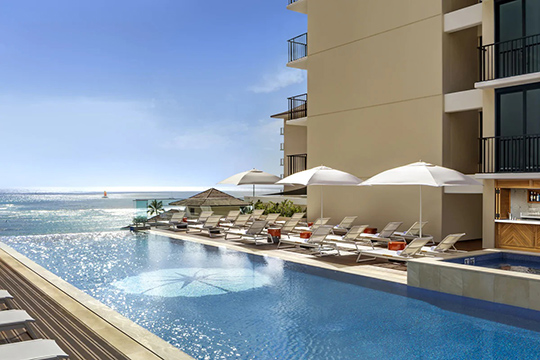 ハレプナ ワイキキ バイ ハレクラニ