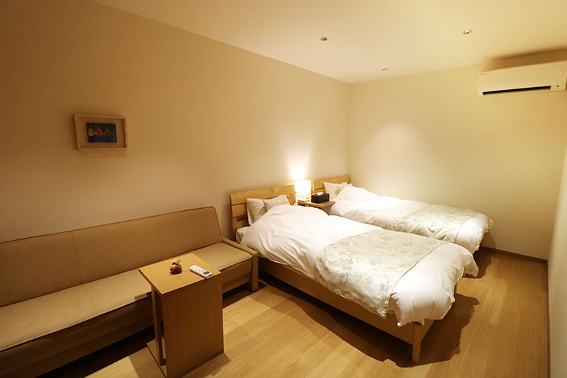 洋室スイートルーム「萌え木」