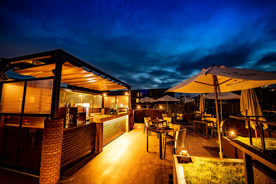 京都東急ホテル「ROOF TOP BAR」