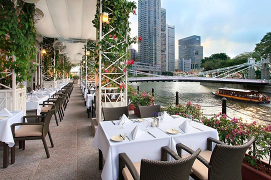 THE　FULLERTON　HOTEL　SINGAPORE