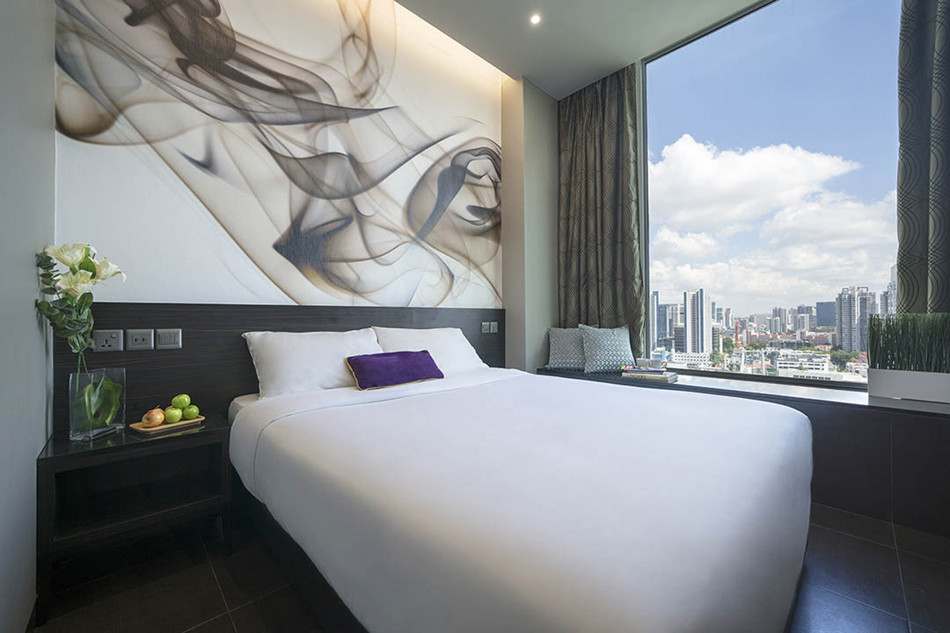 V　HOTEL　LAVENDER