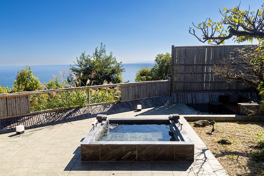 THE HIRAMATSU HOTELS ＆ RESORTS 熱海