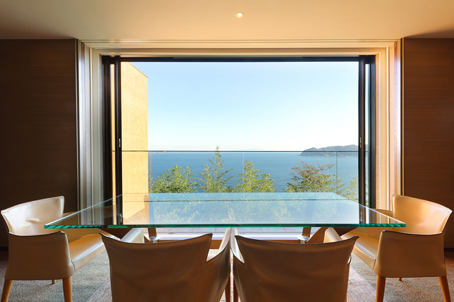 THE HIRAMATSU HOTELS ＆ RESORTS 熱海