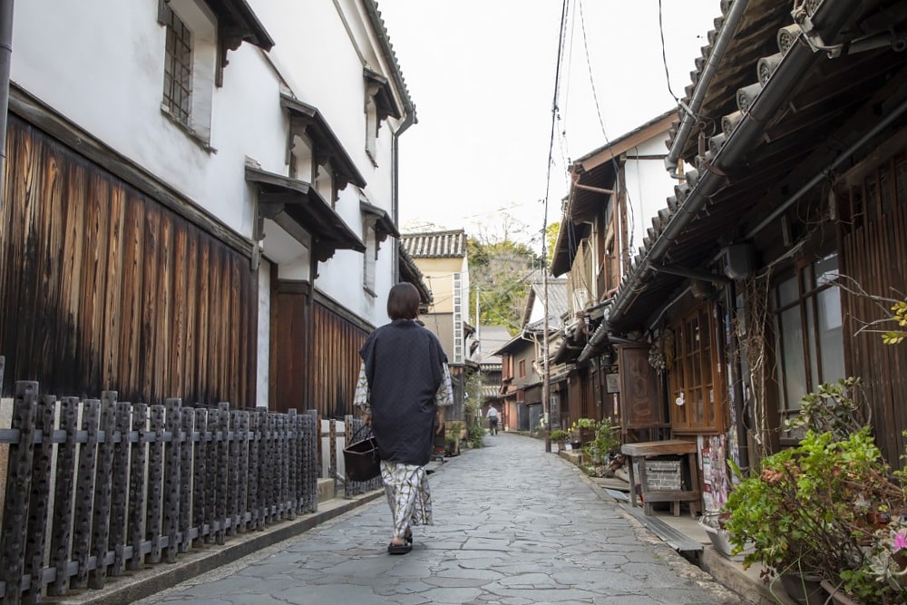 汀邸 遠音近音（みぎわてい をちこち）