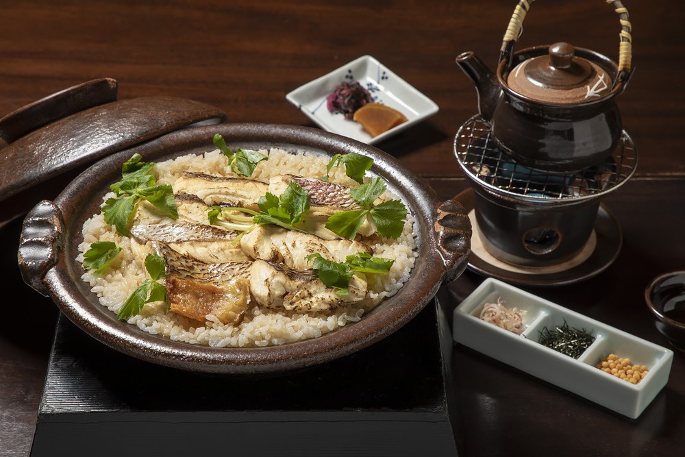 汀邸 遠音近音（みぎわてい をちこち）