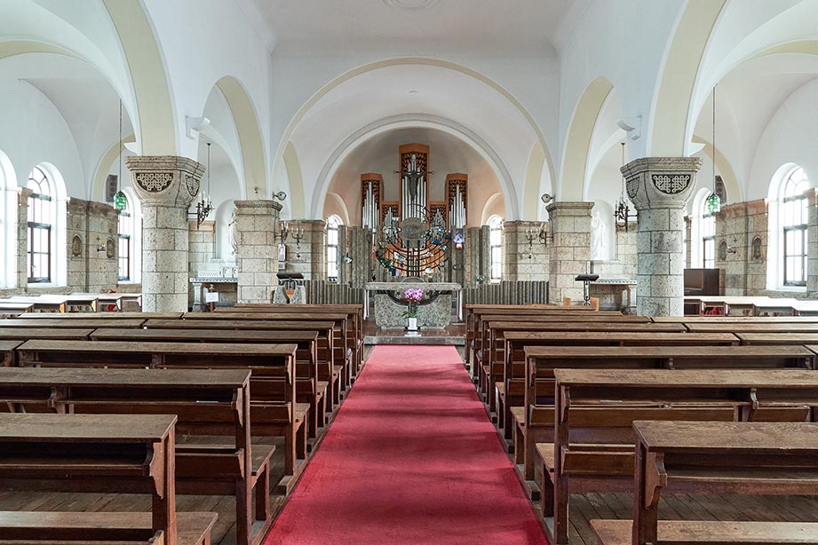 カトリック松が峰教会