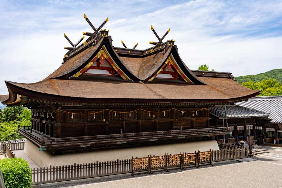 国宝「本殿・拝殿」