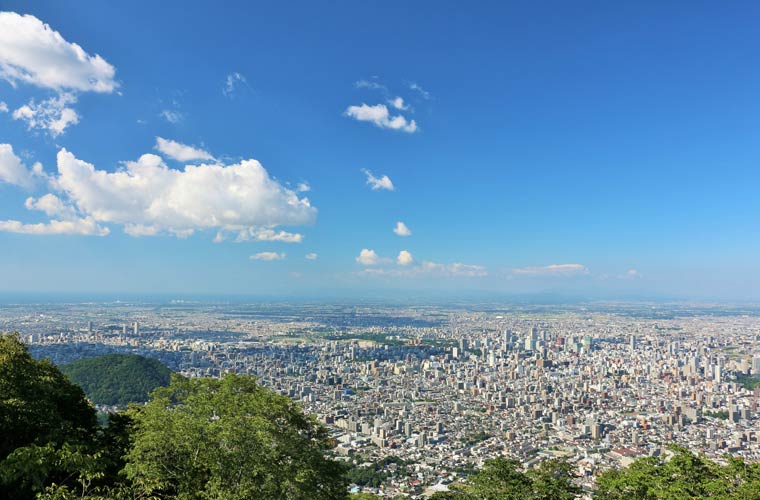 藻岩山