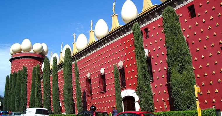 サルバドール・ダリ美術館