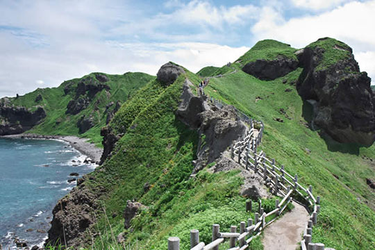 北海道　積丹町　神威岬（かむいみさき）