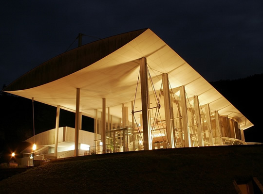 雲の上のホテル