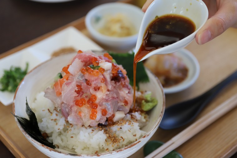 長崎の幸 ぜいたく海宝丼