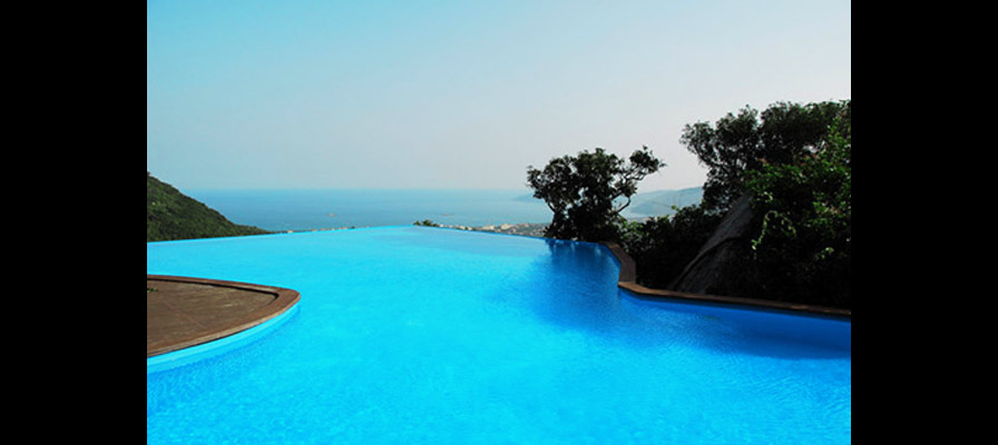 ヤーロン　ベイ　アースリー　パラダイス　バーズ　ネスト　リゾート