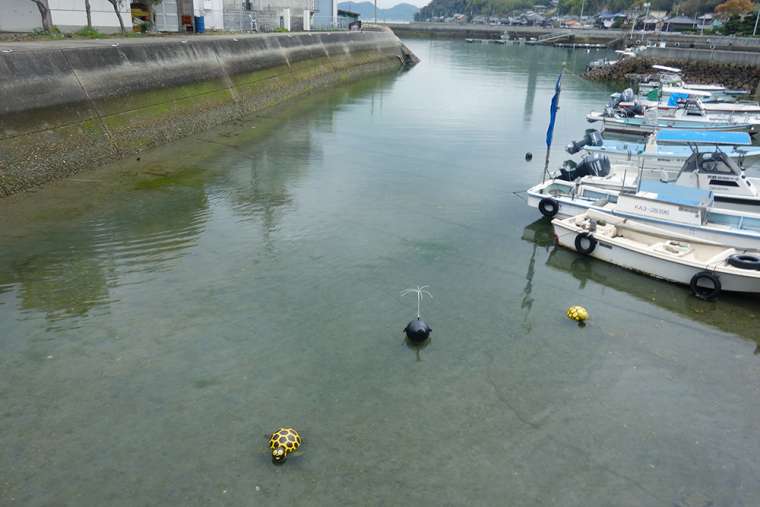 粟島 ブイアート