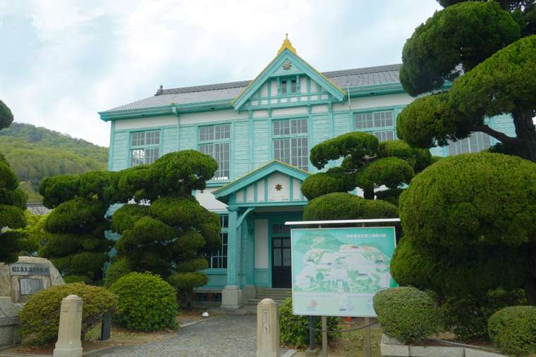 登録有形文化財「粟島海洋記念館」